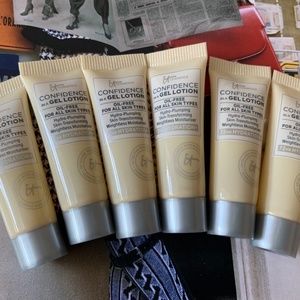 IT Cosmetics Confidence Gel Lotion